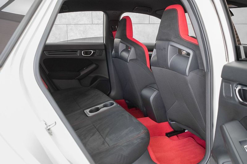 Honda Civic TYPE R 2.0 REZERVACE - fotka 12 z 48