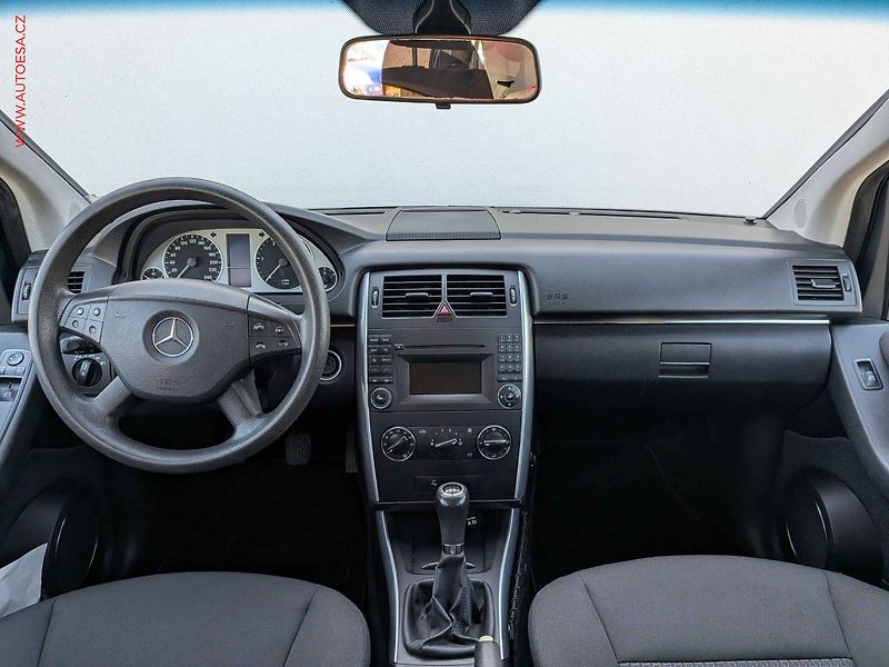Mercedes-Benz Třídy B (2009) 1.8 CDI, AC, park. senzor - fotka 8 z 15