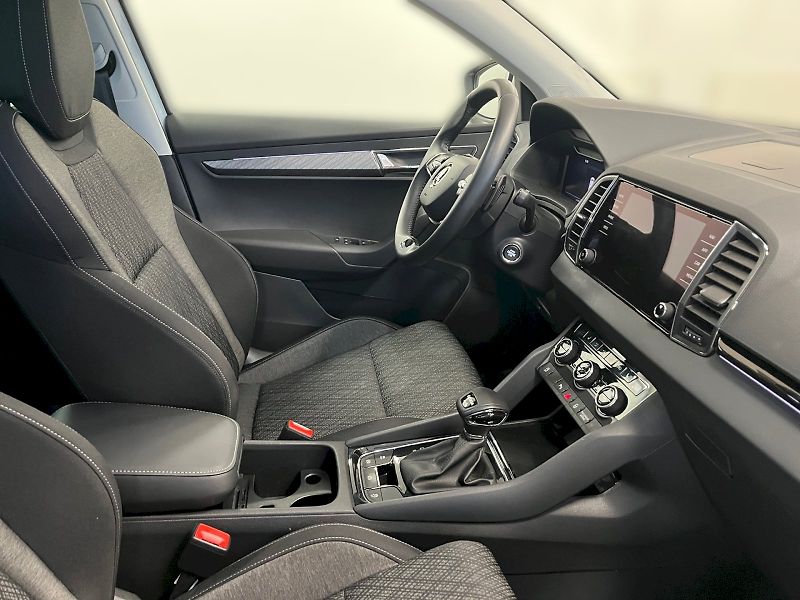Škoda Karoq (2024) TOP SELECTION 2.0 TDI 4x4 110 - fotka 30 z 33