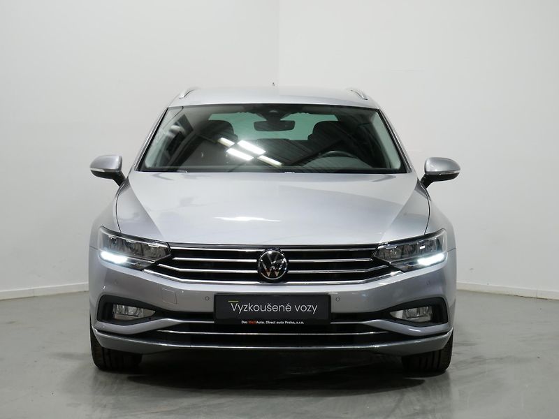 Volkswagen Passat - fotka 4 z 25