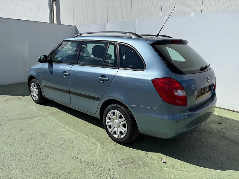 Škoda Fabia 1.4, 63kW, Style, Klima - fotka 4 z 24