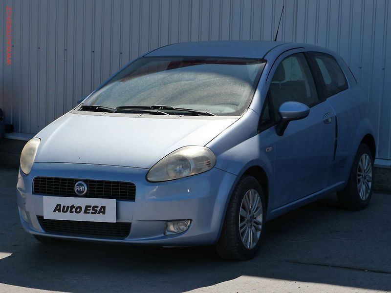 Fiat Punto (2005) 1.4i, AC, STK6/28 - fotka 3 z 13