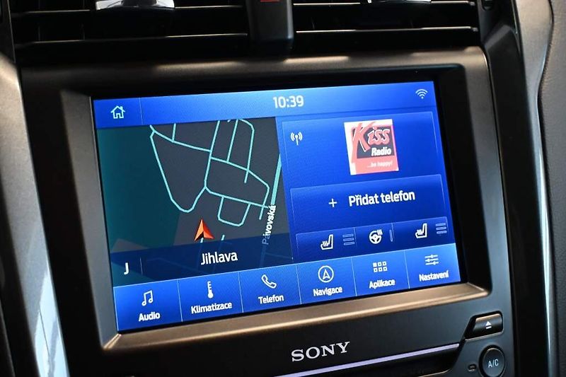 Ford Mondeo (2022) 2.0 140 KW LED SONY ACC 8AT EC - fotka 17 z 41