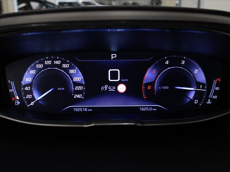 Peugeot 3008 1,6 HDi 120k. 6AT 1.majitel.ČR - fotka 22 z 22