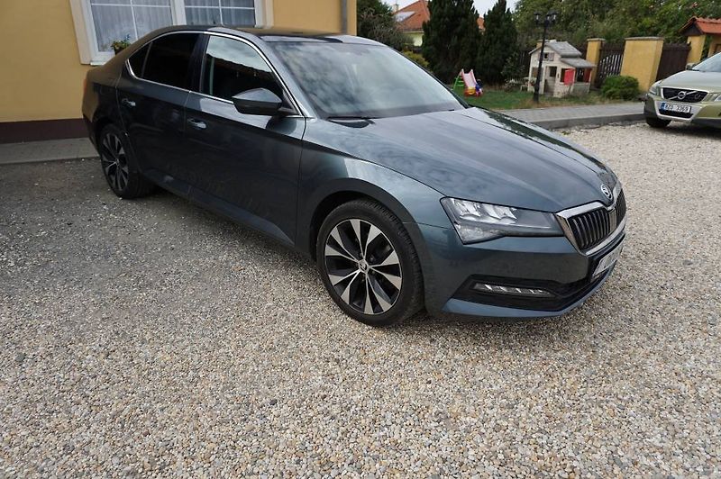 Škoda Superb (2020) 2.0 NOVÉ  V ČR - fotka 28 z 30