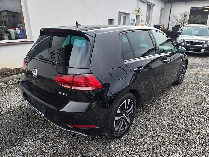 Volkswagen Golf (2019) 1.5 TSI BLUEMOTION,TOP,NAVI - fotka 4 z 28