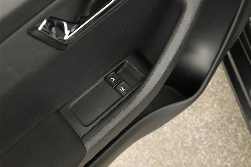 Škoda Fabia (2017) 1.4 TDI, ČR,1.maj, Navi - fotka 15 z 15