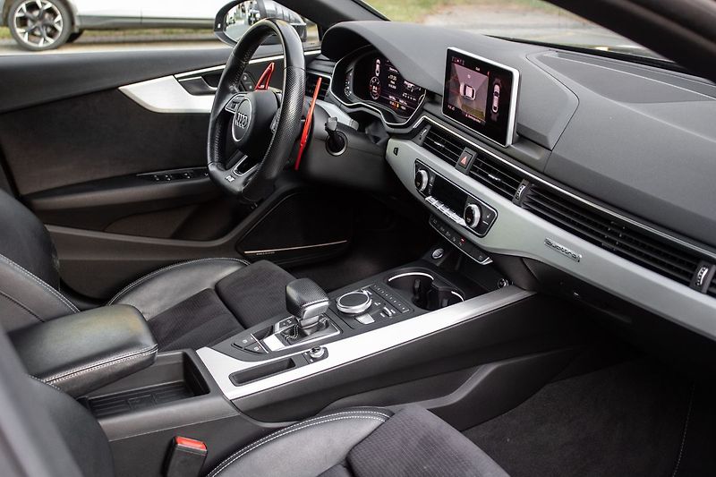 Audi A5 - fotka 15 z 27