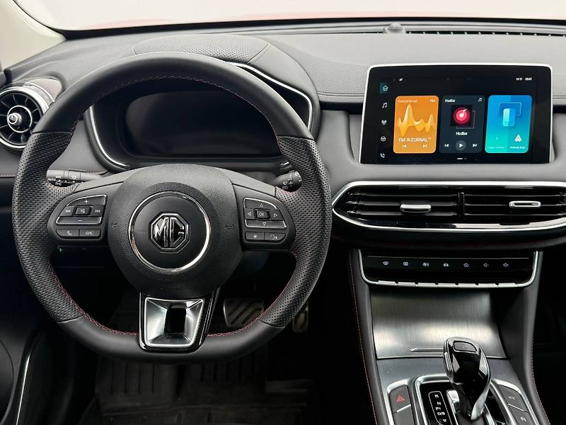 MG HS (2024) 1.5 TGI 119 kW Exclusive 7DCT - fotka 5 z 25