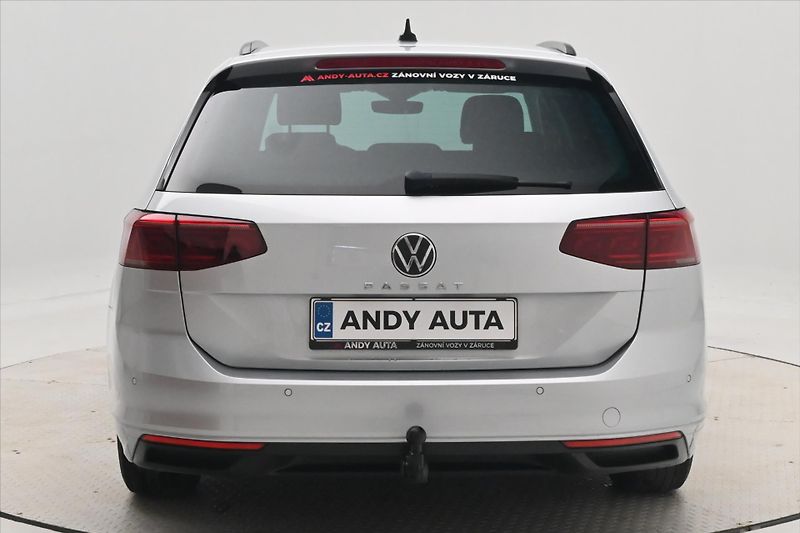 Volkswagen Passat 2,0 TDI 110kW DSG Business Zár - fotka 6 z 31