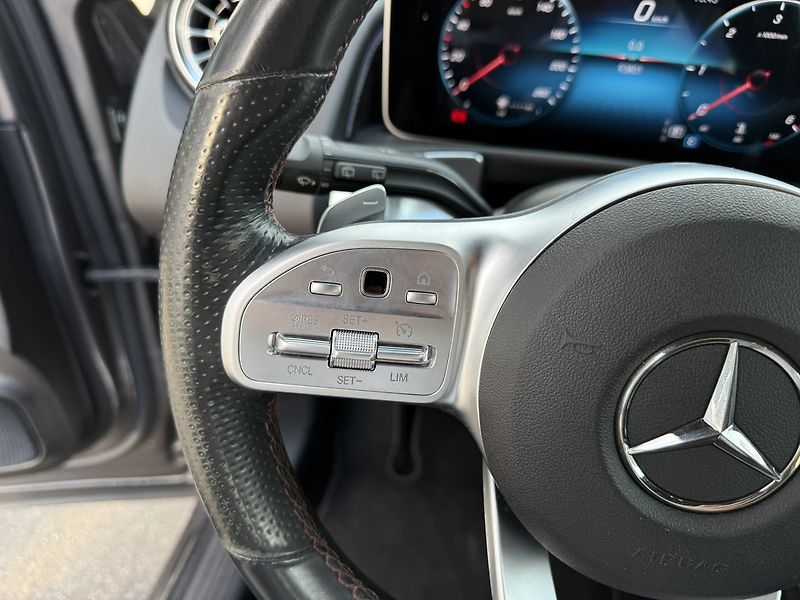 Mercedes-Benz GLB (2021) 220 d 4MATIC - fotka 28 z 46