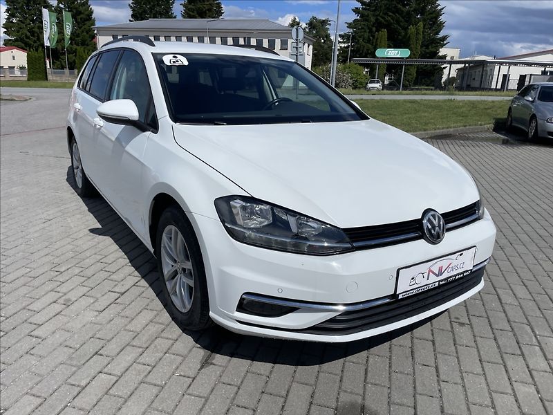 Volkswagen Golf 2,0 TDi 110kw DSG LED Radar po - fotka 6 z 39
