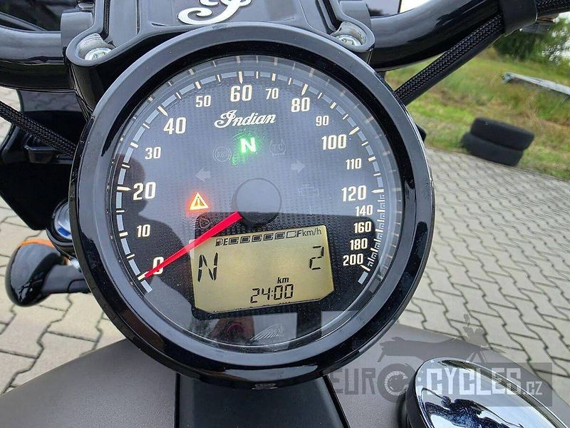 Indian (2026) Scout Bobber 1250 Limited - fotka 14 z 15