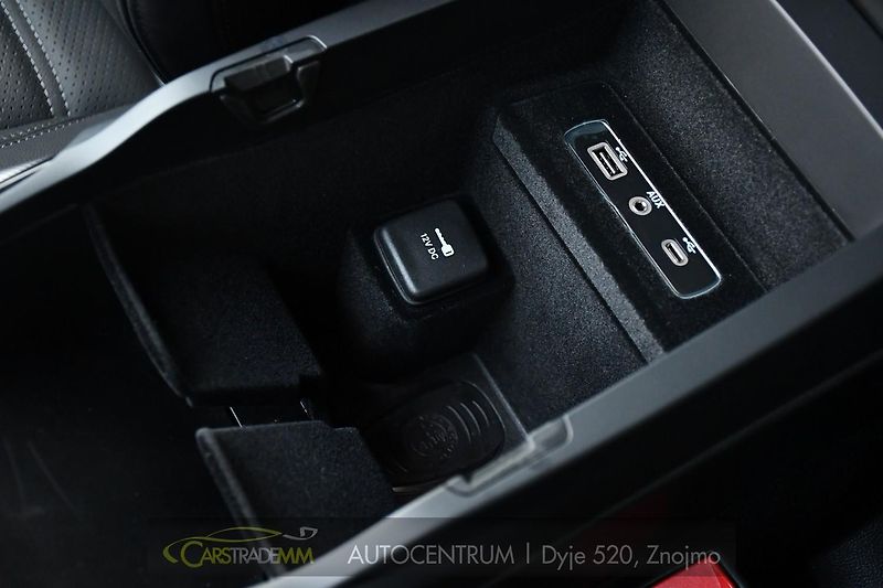 Alfa Romeo Stelvio 2.2 Diesel 16V 154kW VELOCE Q4 - fotka 37 z 53