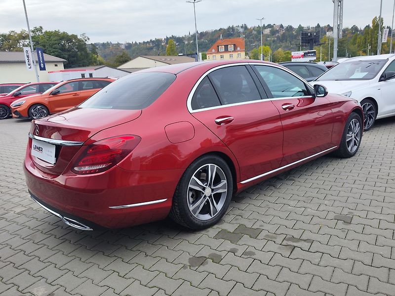 Mercedes-Benz Třídy C 250d/150kW 4MATIC AT - fotka 5 z 36