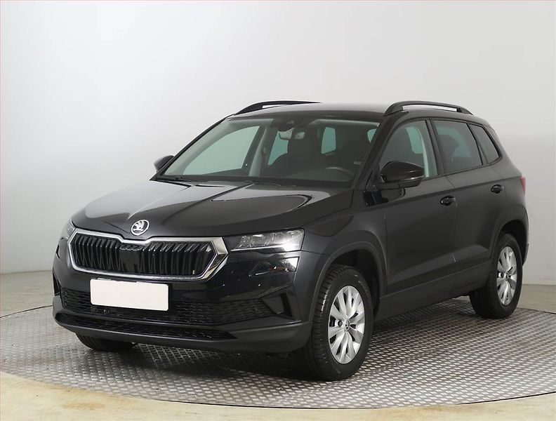 Škoda Karoq (2024) Fresh 2.0 TDI - fotka 2 z 23