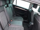 Volkswagen Passat 2,0 TDI 110kW Elegance DSG DPH - náhled 14
