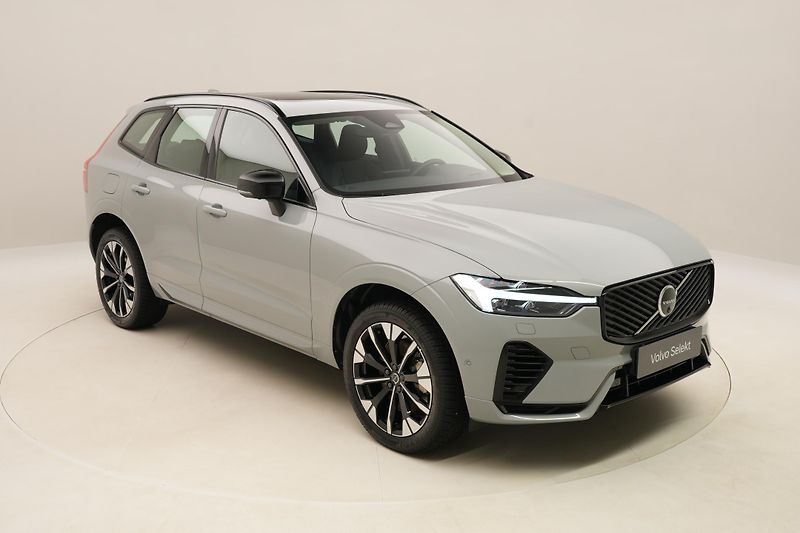 Volvo XC60 T8 AWD RECHARGE DARK ULTRA CZ - fotka 17 z 61