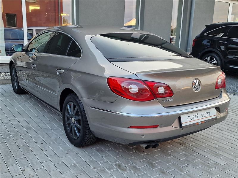 Volkswagen Passat CC 2.0 TDI 125kW DSG, původ ČR - fotka 8 z 43