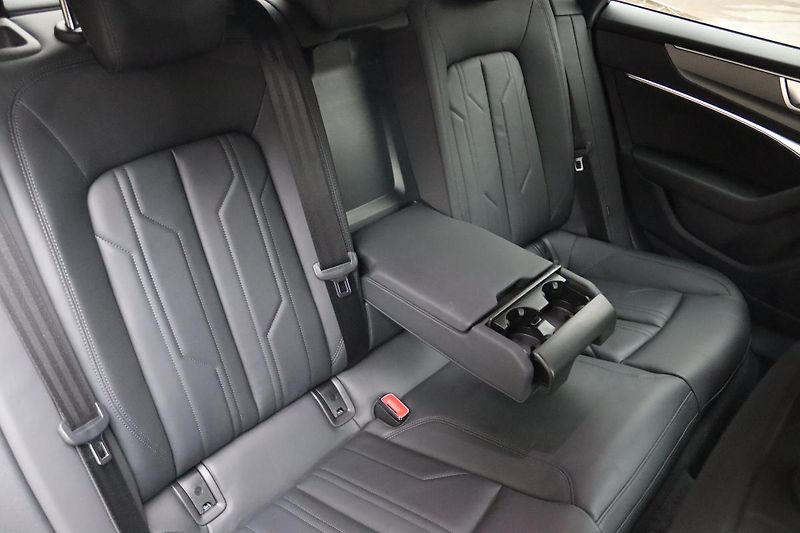 Audi A7 SB 45TFSI QUATTRO 195kW  - fotka 46 z 49