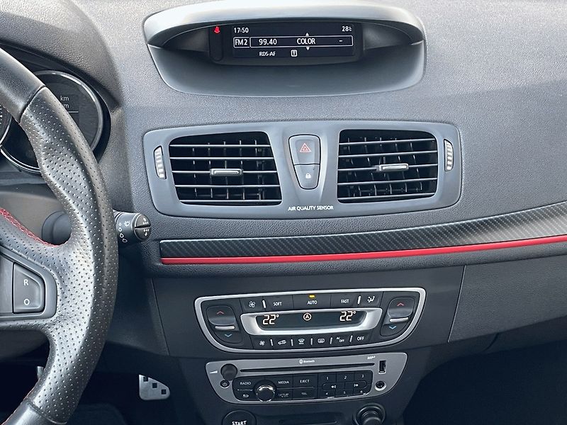 Renault Mégane (2013) Coupé GT LINE 1,4TCe 130k - fotka 12 z 22