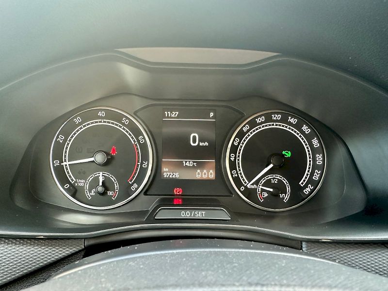 Škoda Scala (2022) 1.0 TSI 81kW AmbitionPlus DSG - fotka 11 z 22