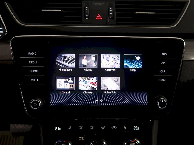 Škoda Superb (2021) STYLE 1.5TSI 110KW DSG - fotka 21 z 37
