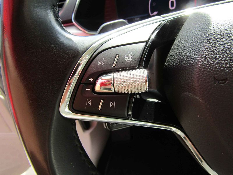 Škoda Superb (2022) 2.0TDi 4x4, ČR, DSG, navi - fotka 15 z 18