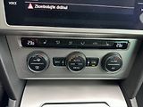 Volkswagen Passat 1,4 TSI 110kW-MANUAL!! - náhled 25