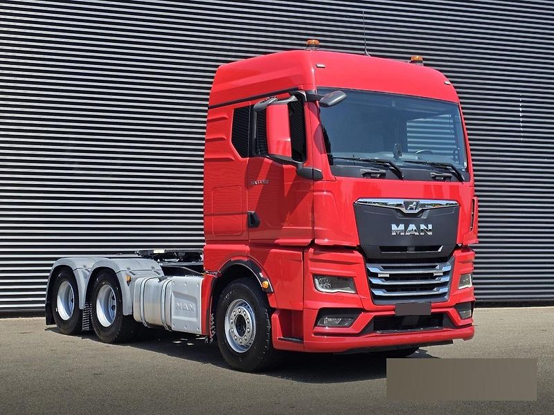 MAN TGX (2022) 33.580 BL 6x4 tahač 120t  - fotka 3 z 22