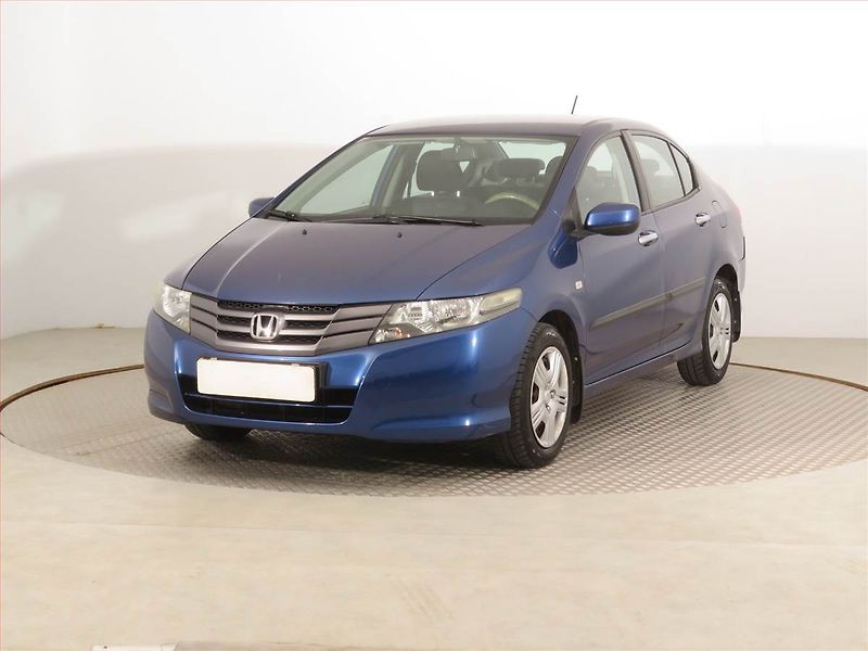 Honda City (2011) 1.4 i-VTEC, Serv.kniha, po STK - fotka 2 z 14