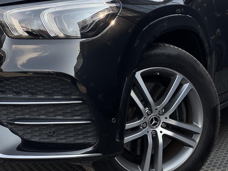 Mercedes-Benz GLE (2019) 400d 4M, AMG Line, 360°, DPH - fotka 41 z 47