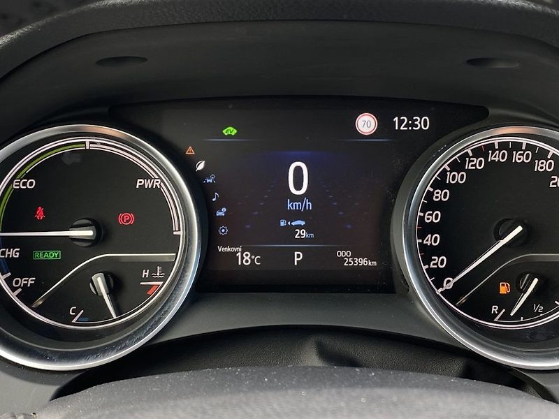 Toyota Camry 2.5HEV, ČR-1m, Prestige, DPH - fotka 9 z 15