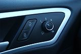 Volkswagen Golf (2014) Comfortline 1.6 TDI, Automat - náhled 21