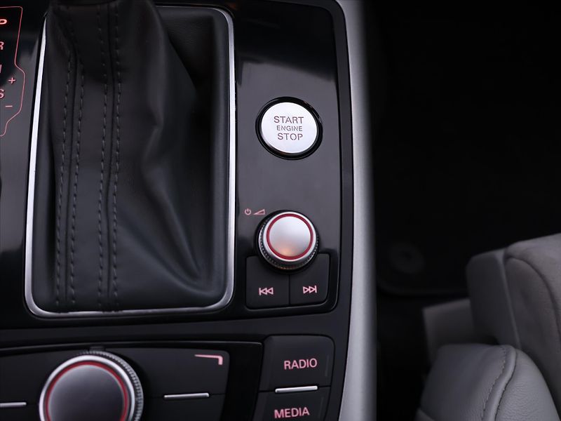 Audi A6 3,0 TDI 180kW Aut. Quattro - fotka 29 z 37