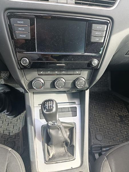 Škoda Octavia (2018) 1.0. 85 kw ČR - fotka 10 z 11