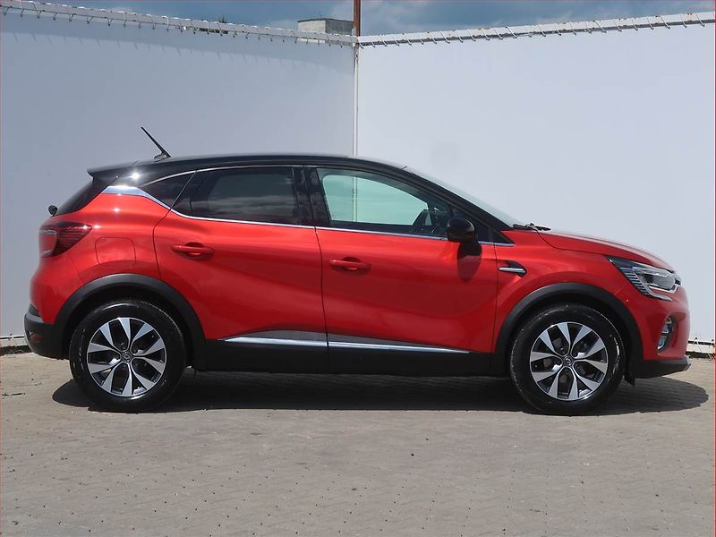 Renault Captur (2020) 1.3 TCe, Serv.kniha, Kůže - fotka 6 z 17