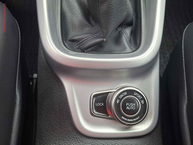 Suzuki Vitara (2016) 1.6DDIS 4x4, ČR, LED, navi - fotka 17 z 17