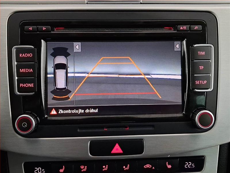 Volkswagen Passat (2014) Alltrack 2.0 TDI, 4X4 - fotka 23 z 26