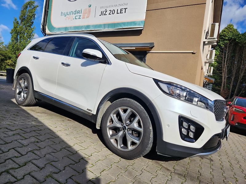 Kia Sorento (2018) 2.2-PREMIUM-PANORAMA-KŮŽE - fotka 6 z 15