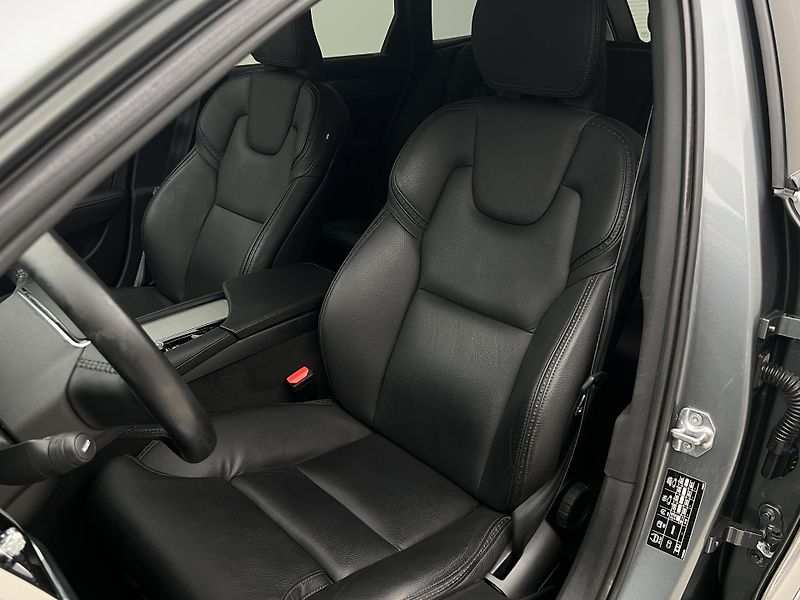 Volvo V90 T5 AWD PLUS AUT - fotka 16 z 44