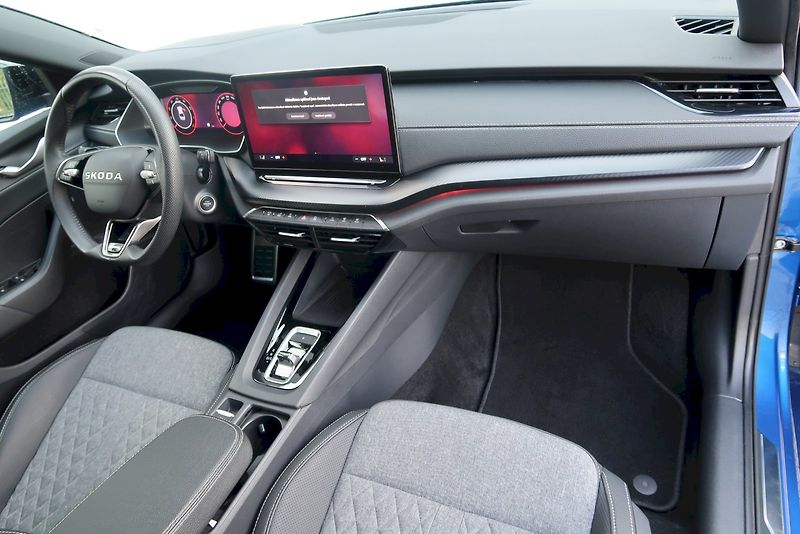 Škoda Octavia (2025) SportLine 1,5 TSI 110 kW DSG M - fotka 19 z 29
