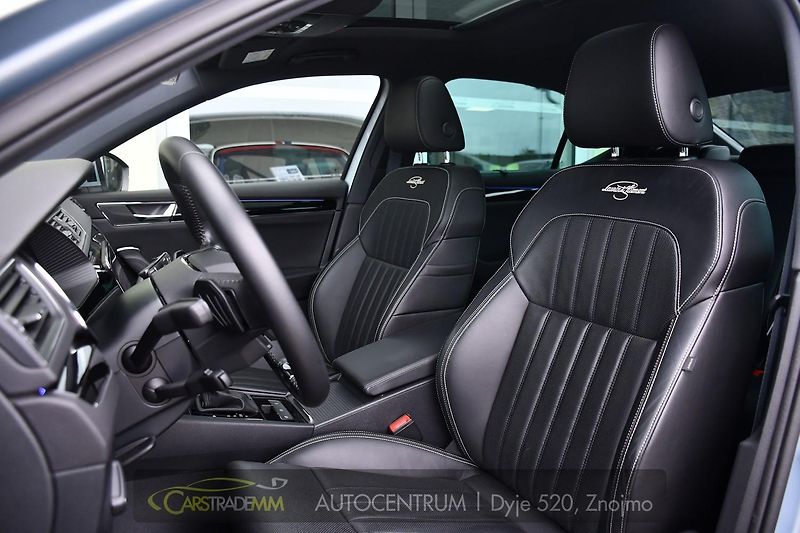 Škoda Superb 2,0TSi 206KW L&K K360 WEBASTO - fotka 11 z 61