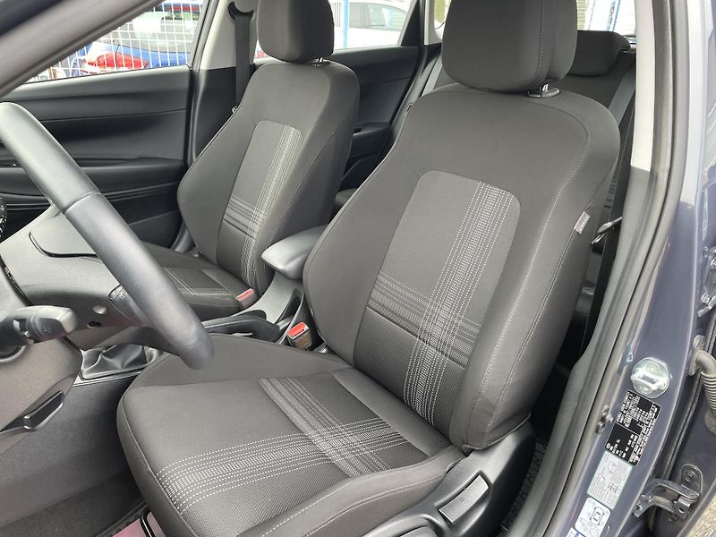 Hyundai Bayon 1,2i/62kW - Comfort Club - fotka 12 z 55