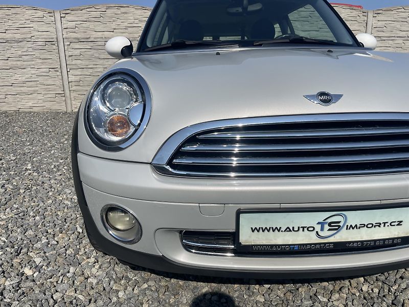 Mini Clubman 1.4i 95PS CLUBMAN 154TKM TOP!! - fotka 79 z 176
