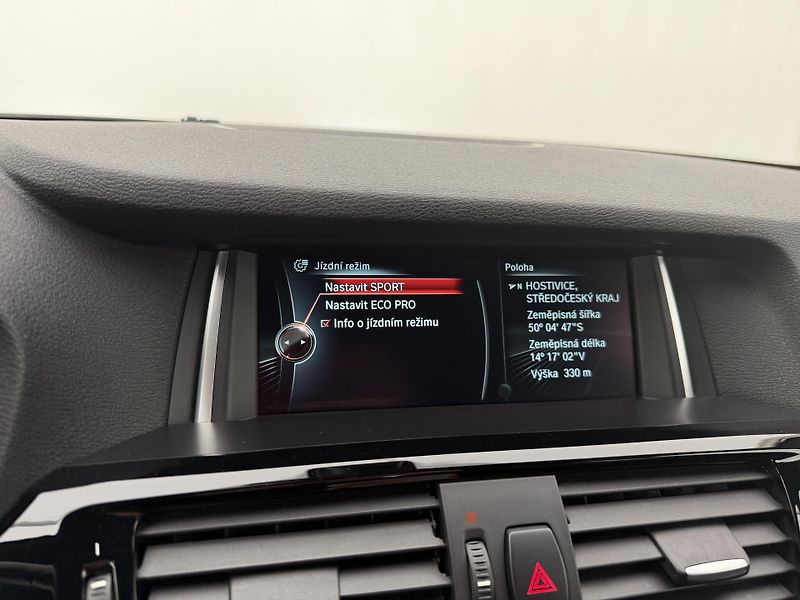 BMW X3 3.0d*190kw*4x4*M-Packet*Pano* - fotka 42 z 44