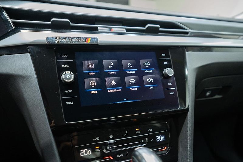 Volkswagen Arteon 2.0 TDI DSG  R-Line 110 kW - fotka 14 z 29
