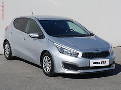 Kia Ceed (2017) 1.6 CRDi, ČR, AC, výhřev sed - fotografie inzerátu