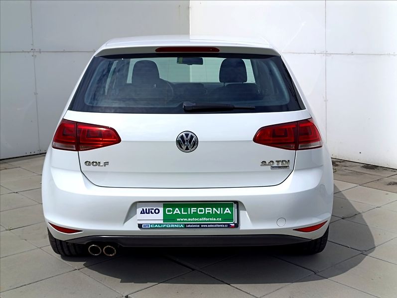 Volkswagen Golf 2,0 TDi DSG Aut.Klima Tempomat - fotka 8 z 41