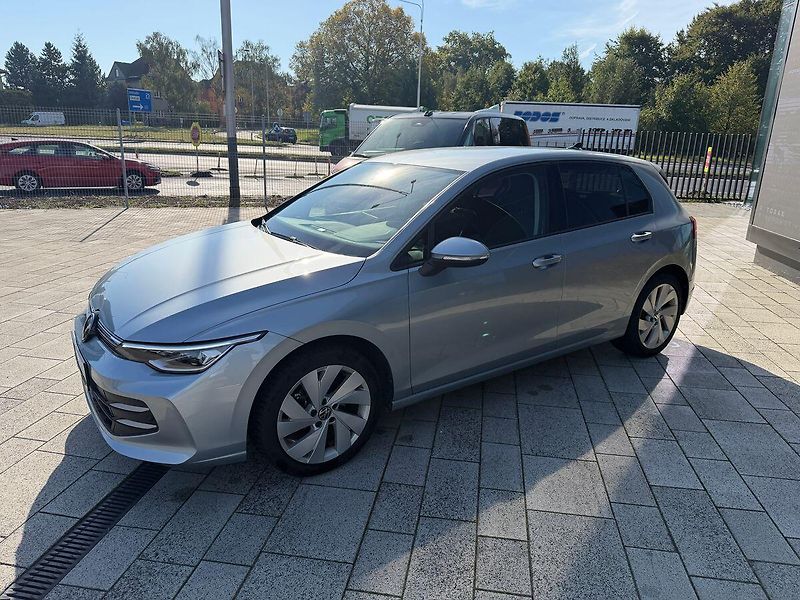Volkswagen Golf People 1,5TSI 110kW DSG - fotka 4 z 19